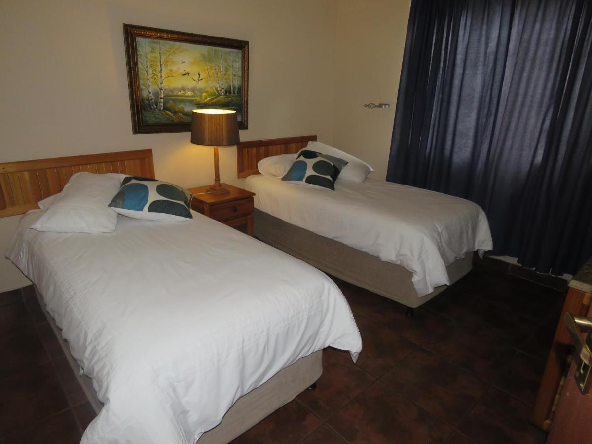 Villa Dumehlezi Self Catering à Sodwana Bay Extérieur photo